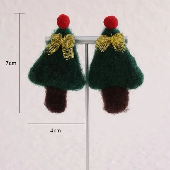 🎄 Awesome Ribbon Bow Felt Pompom Christmas Pine Tree Drop Earrings 🎄 - Picture 2 of 4